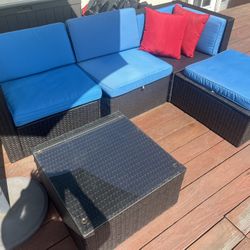 Patio Lounge Set