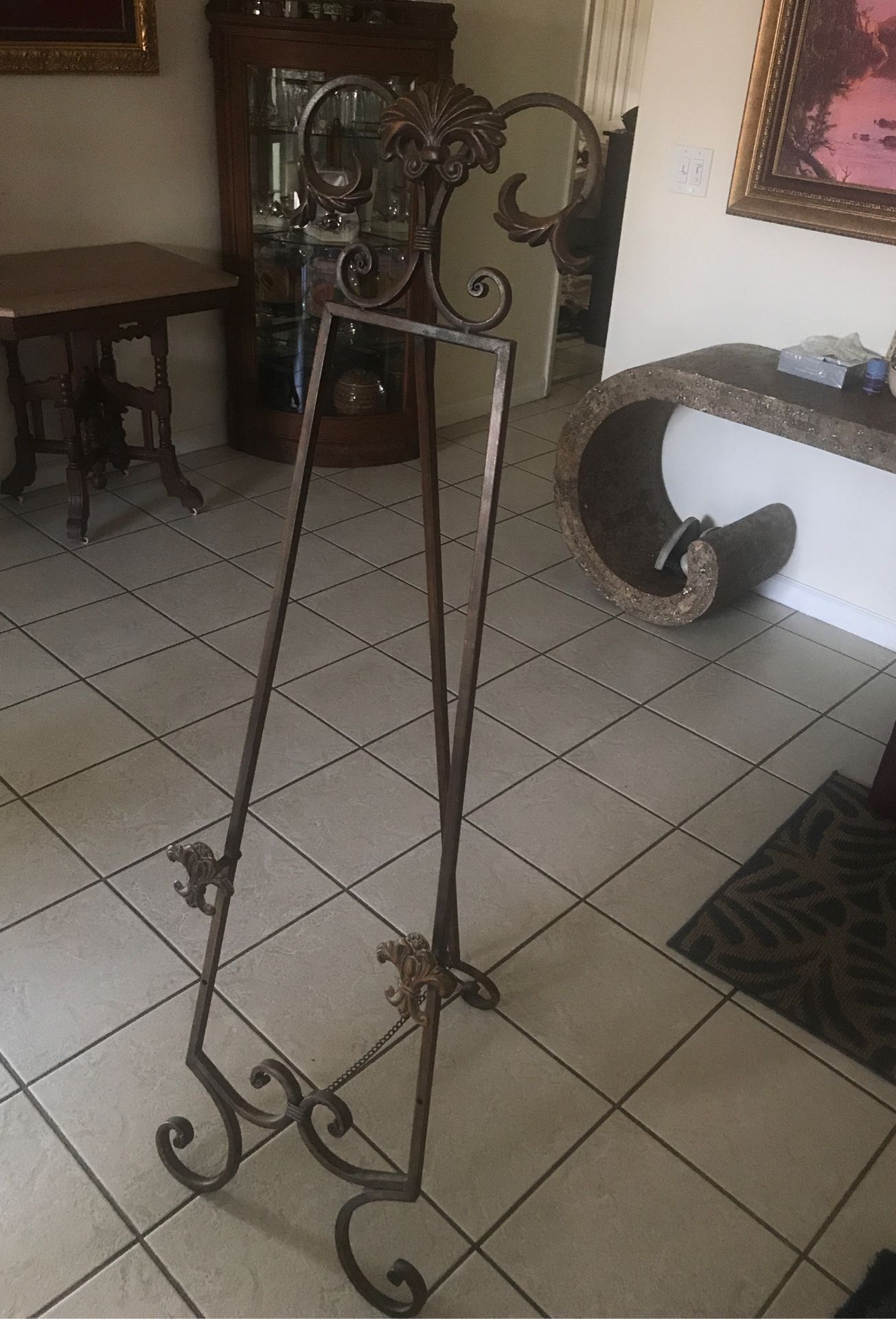 Metal decorative easel
