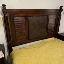 Queen Bed(Head&Foot Board) Dresser, Mirror & Nightstand(2)
