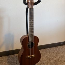 Ukulele- Cordoba Protege U1-M