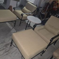 $800  ARIZONA IRON BIG CLUB CHAIRS WITH SUNBRELLA CUSHIONS LIKE NEW 