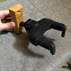 Hercules Guitar Wall Hanger 