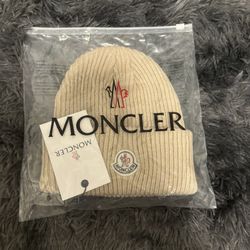 Moncler beanie