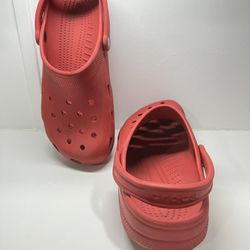 Crocs classic red   women size 12 Men size 10  Unisex 