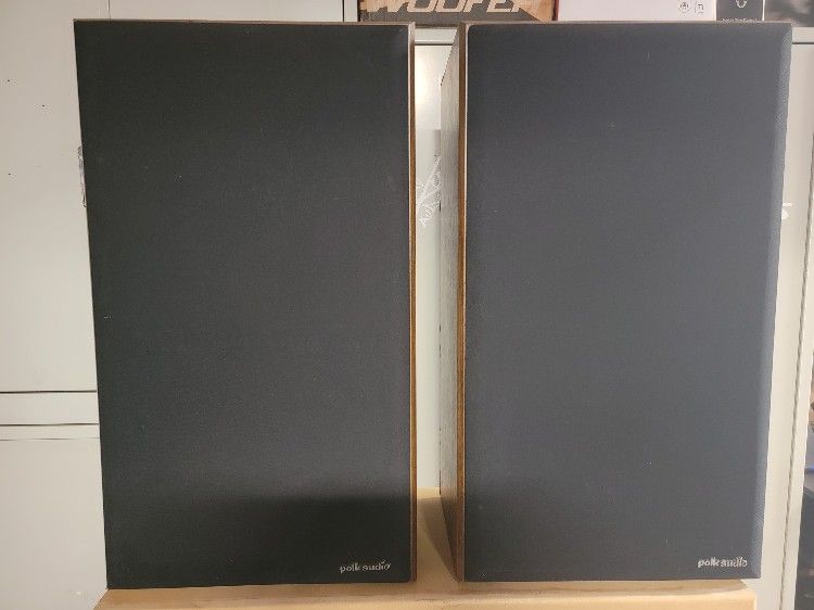 Polk Audio Monitor 10