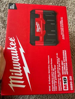 Milwaukee vacuum and m12  batteries