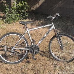 Diamondback Outlook 21-Speed Mountain Bike With 26” Wheels