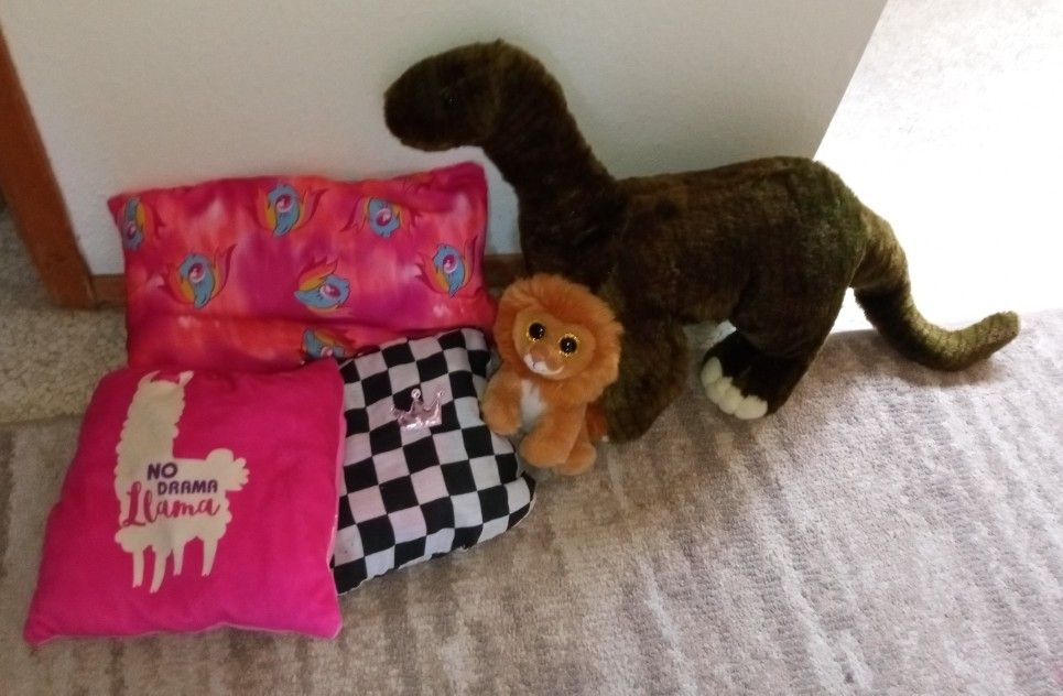 $5 Plush And Pillows!