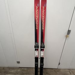 Dynastar 4.1 Advantage Series 175cm Skis With Salomon 5.5 Bindings