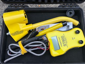 Voltage tester