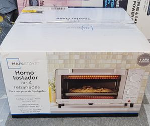 Mainstays 1050 W 4-Slice Toaster Oven with 3 Settings