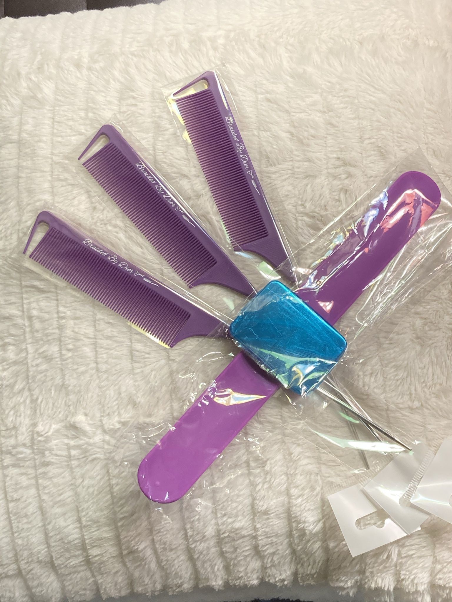 Hair Comb And Magnetic Wrist Bands Combo And Hair Clips