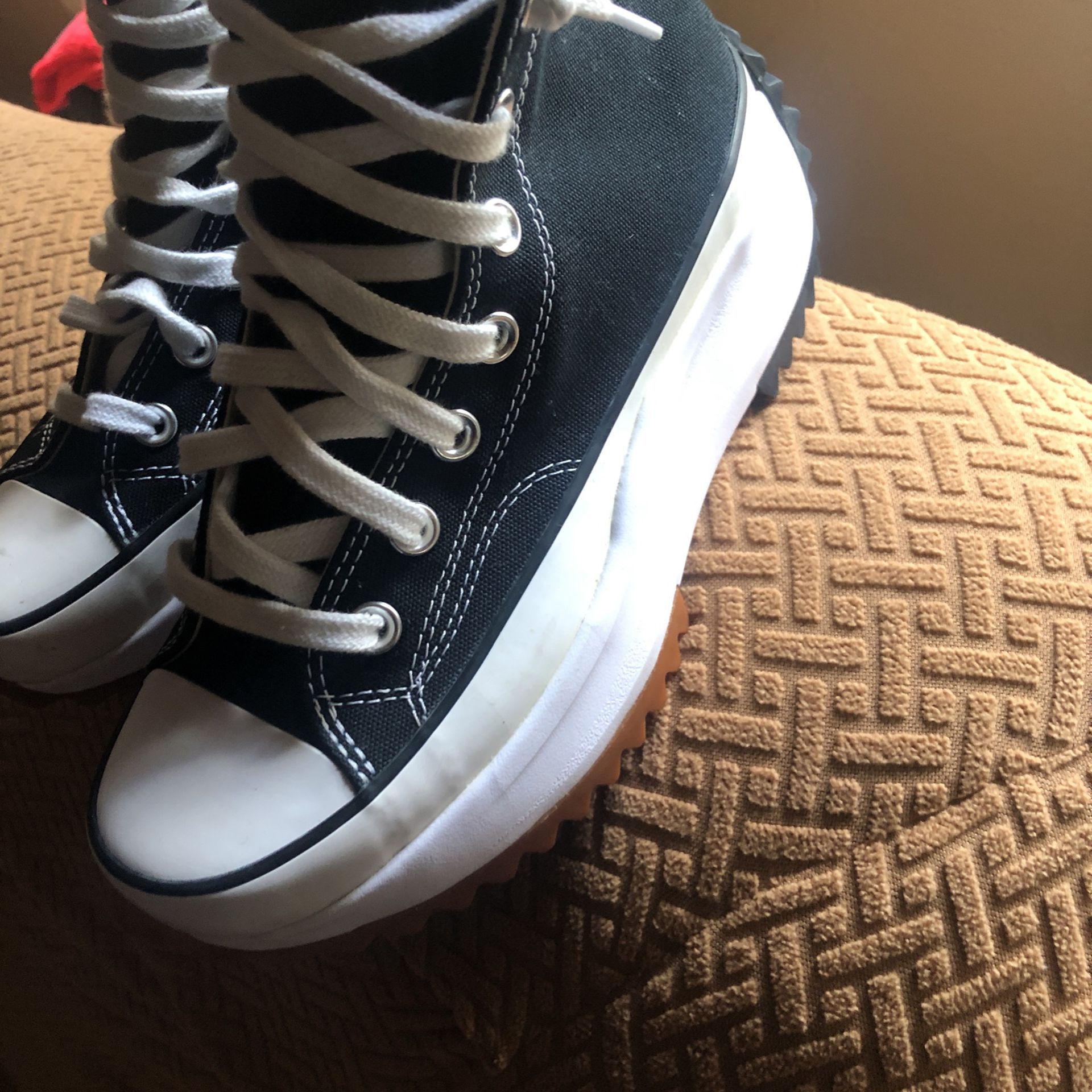 Converse Shoes for Sale in Cleveland, OH - OfferUp