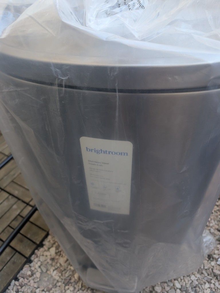 New BIG TRASH CONTAINER 