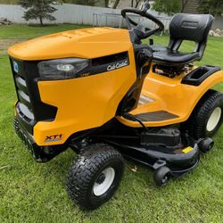 Cub Cadet XT1 LT 50 " Tractor Mower