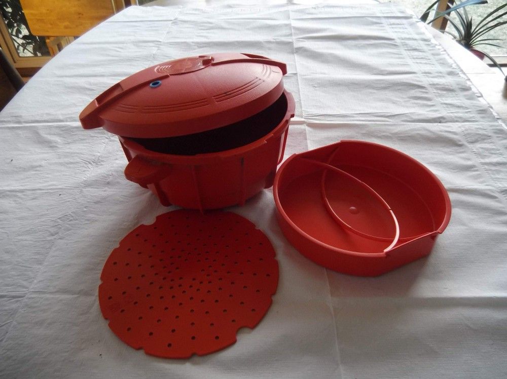 Meyer microwave pressure cooker for Sale in Wheaton, MD OfferUp