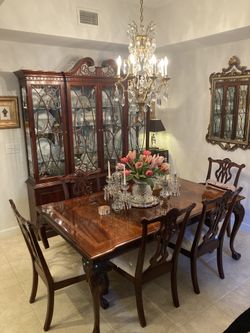 Thimasville Honduras mahogany ball and claw Dining room