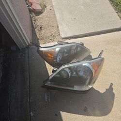 2009 Honda Odyssey Headlights $49