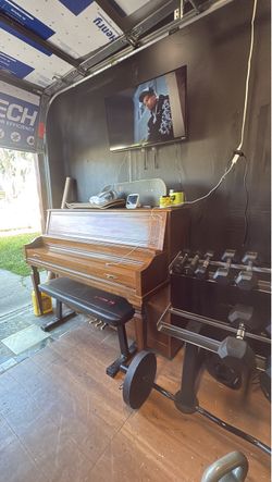 Oak Piano
