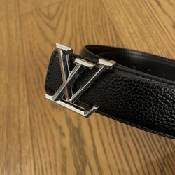 Louis Vuitton Black Belt Silver Buckle