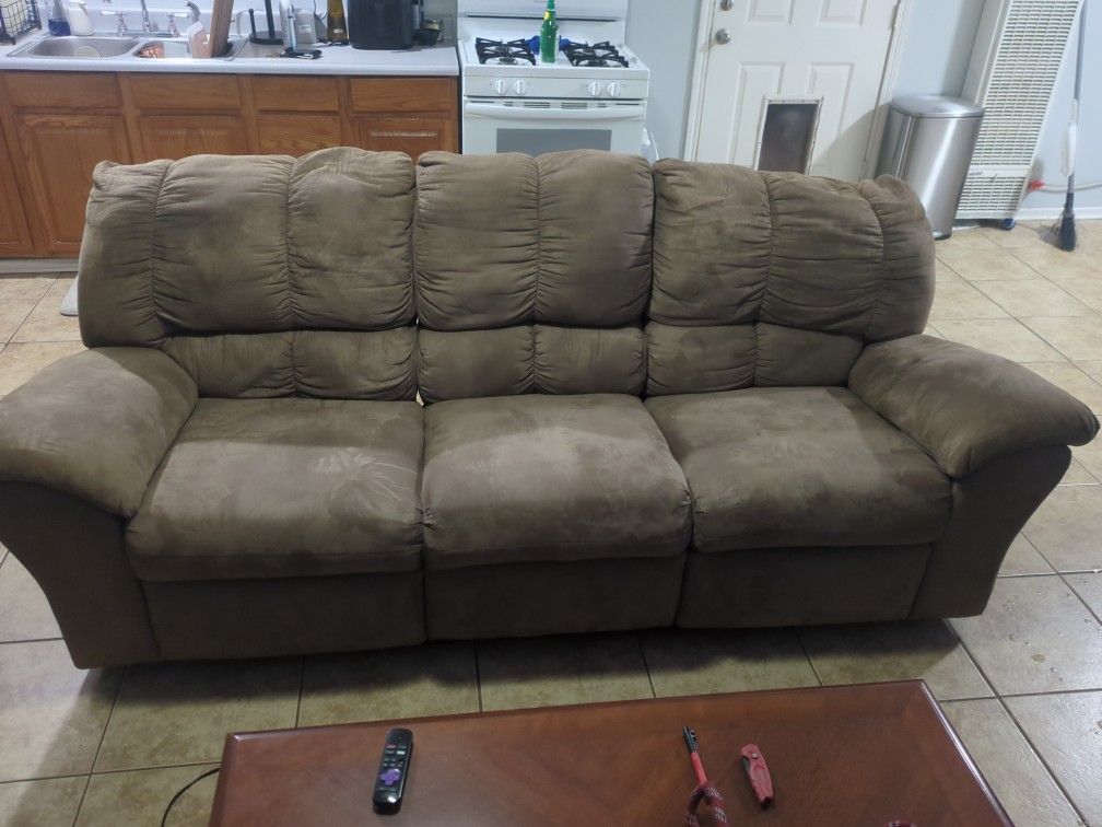 Dual Reclining Sofa