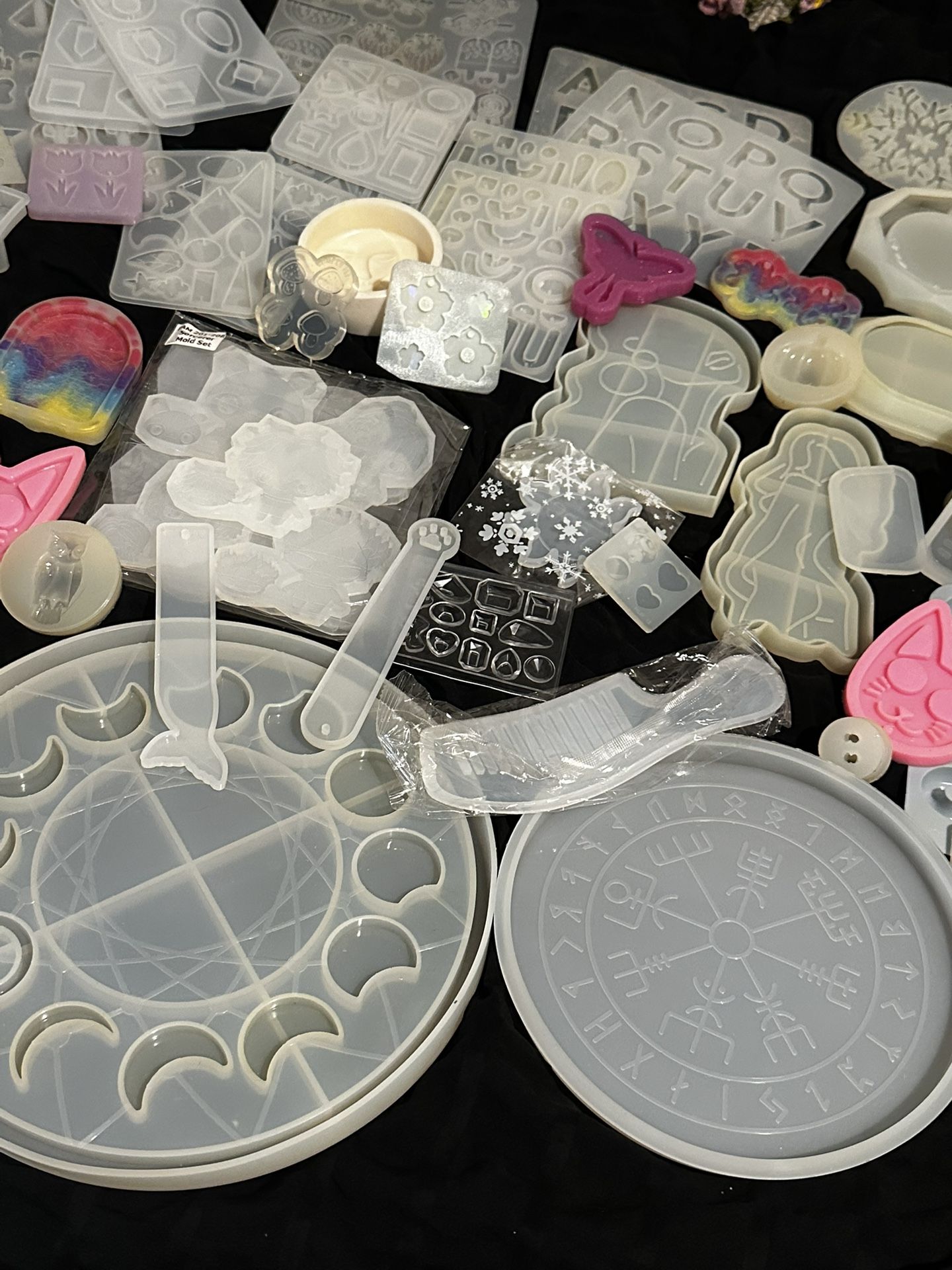Silicone Mold Crafting Supplies Bundle (78 Total)