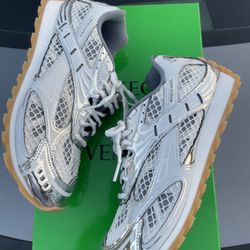 Bottega Veneta Orbit Sneaker