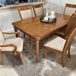 Beautiful them Set Tropical style ( Deliver Available) 