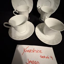 Set Of 4 Yorkshire Teacups With Matching Saucers 