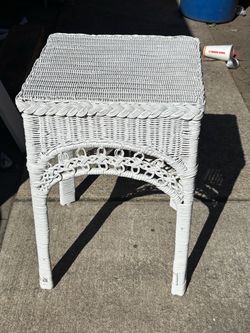 White Wicker End Table