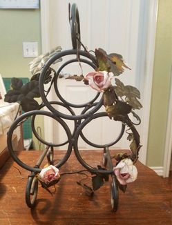 Metal Wine Rack with Rose and Leaf Decor