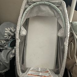 Bay bassinet