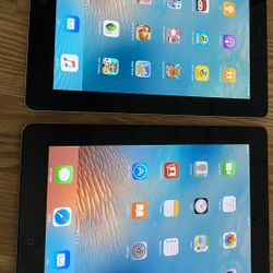 2 APPLE IPAD BUNDLE
