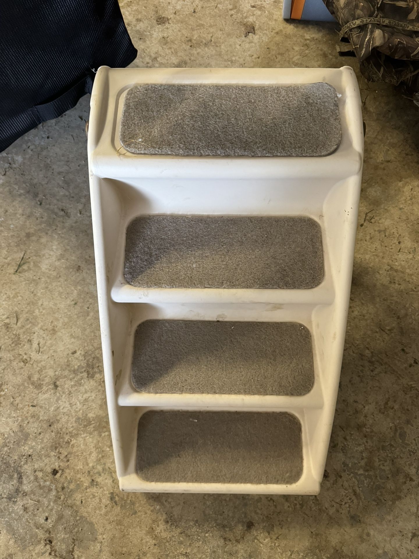 Free Dog Stairs