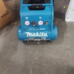 makita compact air compressor 