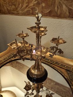 Oil Lamp/ Lampara De Aceite 