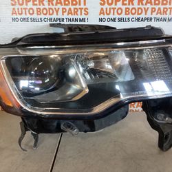 2017 Grand Cherokee Passenger Halogen Headlight Súper Cheap Original 2022