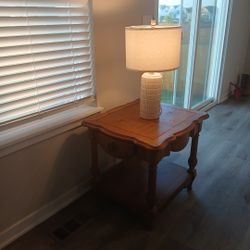 Coffee Table And Lamp