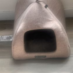 Cat Tent Bed - Brand New