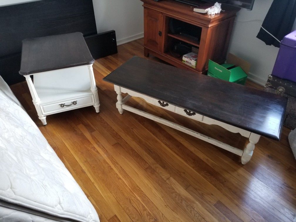 Coffee Table & matching End Table (solid wood, drawers)