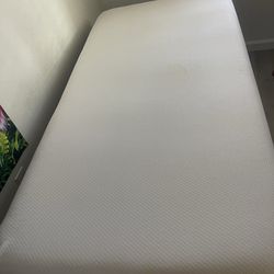 Twin Size Mattress, 8 Inch Gel Memory Foam Mattress