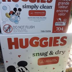 Huggies Size4 With Wipes 