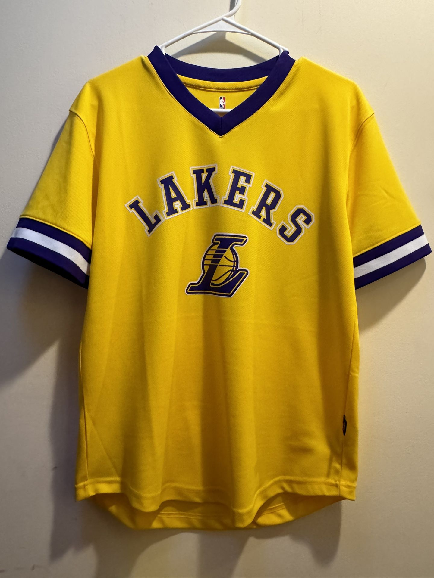 Nike  Los Angeles Lakers Lebron James Gold #23  T-shirt  Jersey 