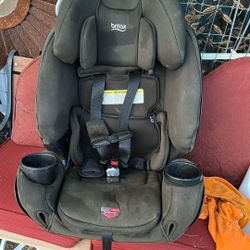 Britax  Convertible, Child Car Seat made February 2020 good for 10 years