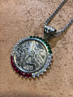 Silver pendant and chain