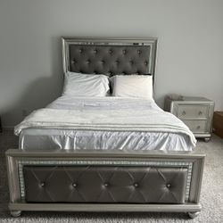 D-DEBONAIRE Queen Bedroom Set – Great Deal!
