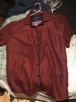 Red  collared men’s button up