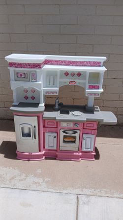 Play Kitchen