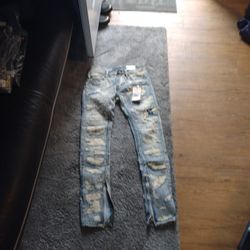 Mnml Ripped Jeans