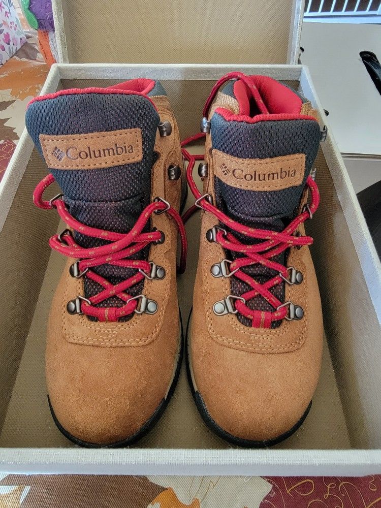 Columbia Women's Waterproof Hiking Shoes